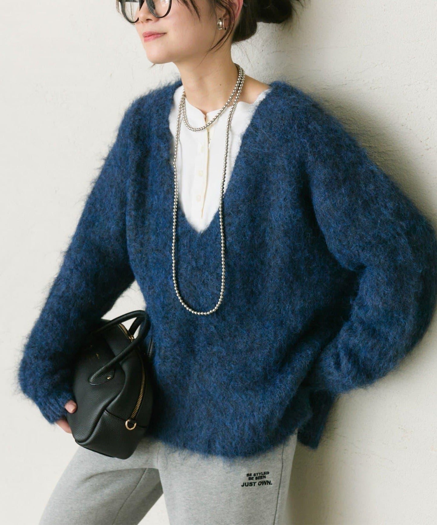 磨毛V領針織套頭衫