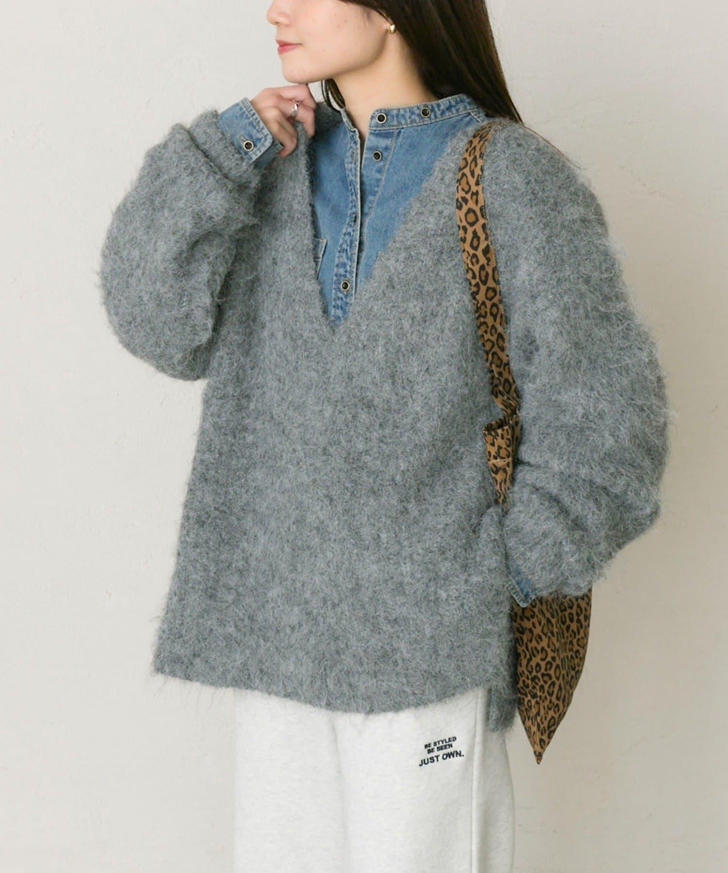 磨毛V領針織套頭衫