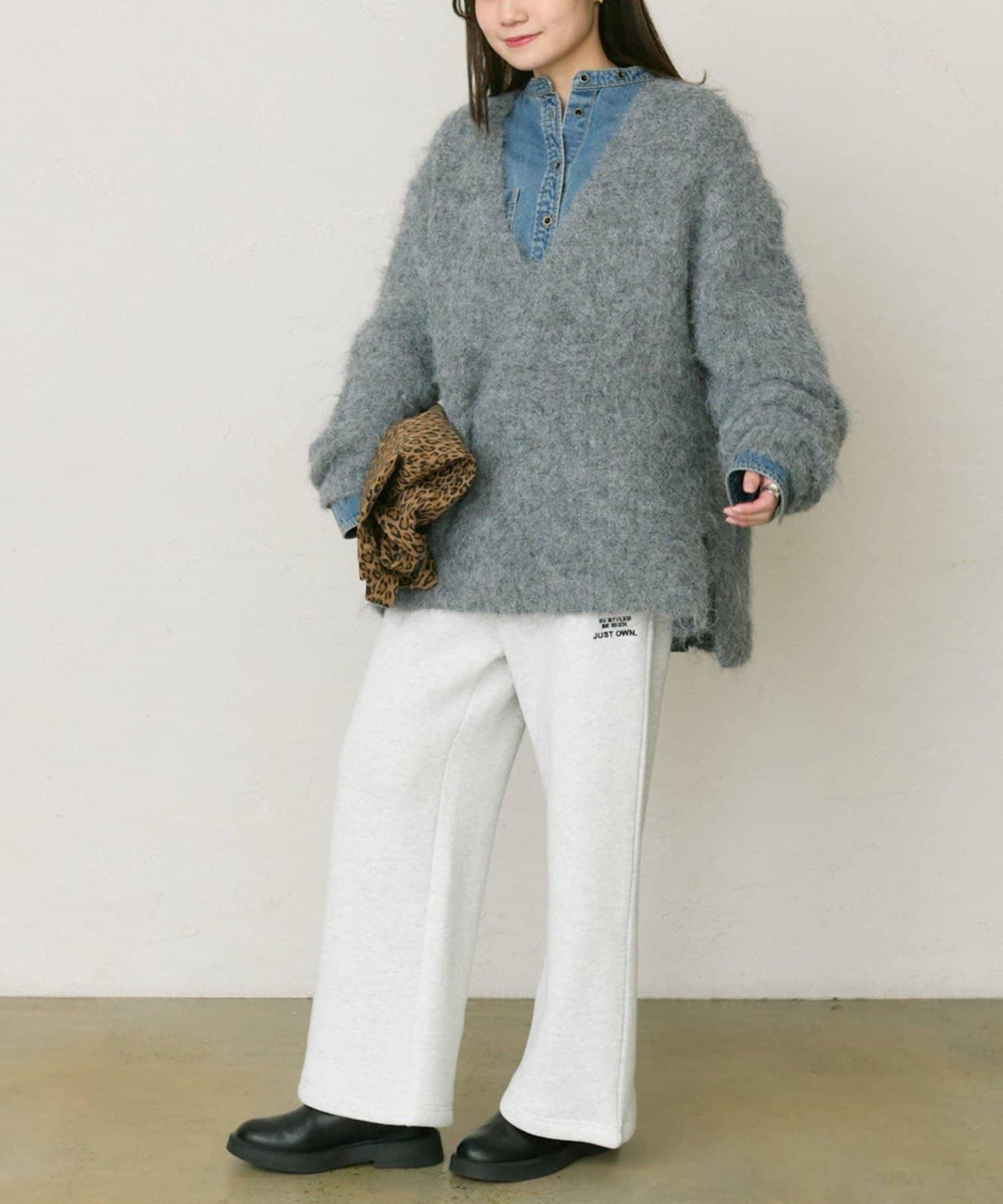 磨毛V領針織套頭衫