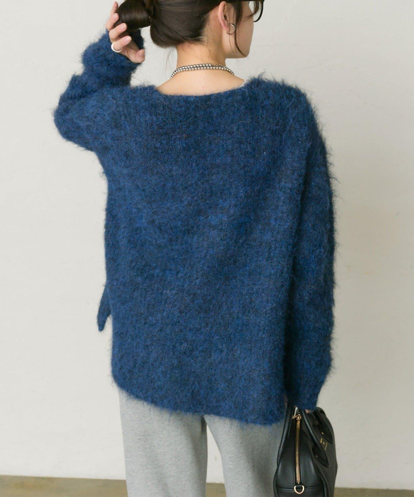 磨毛V領針織套頭衫