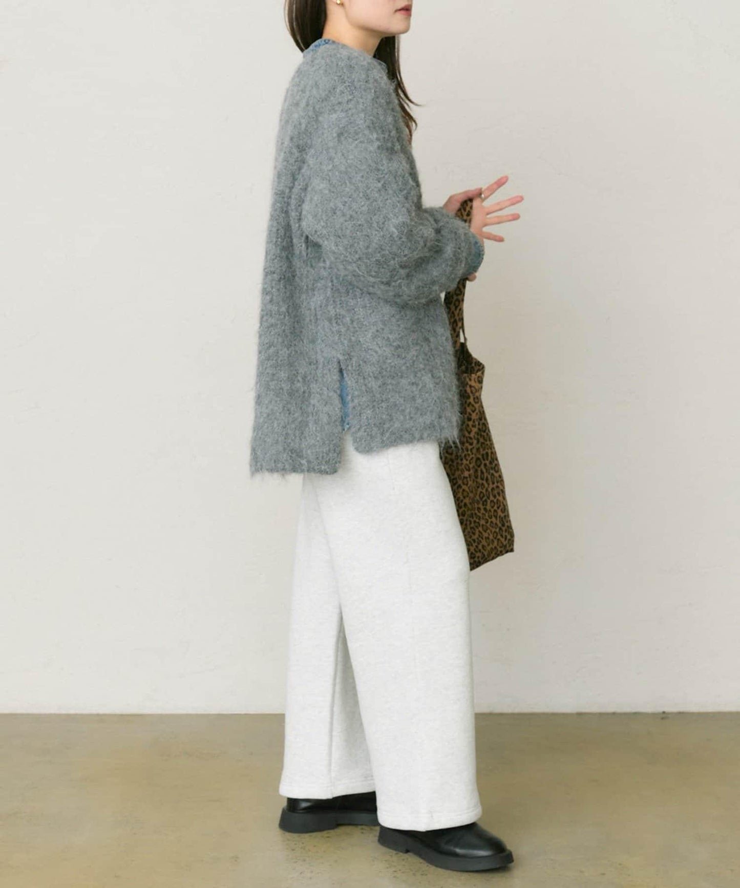 磨毛V領針織套頭衫