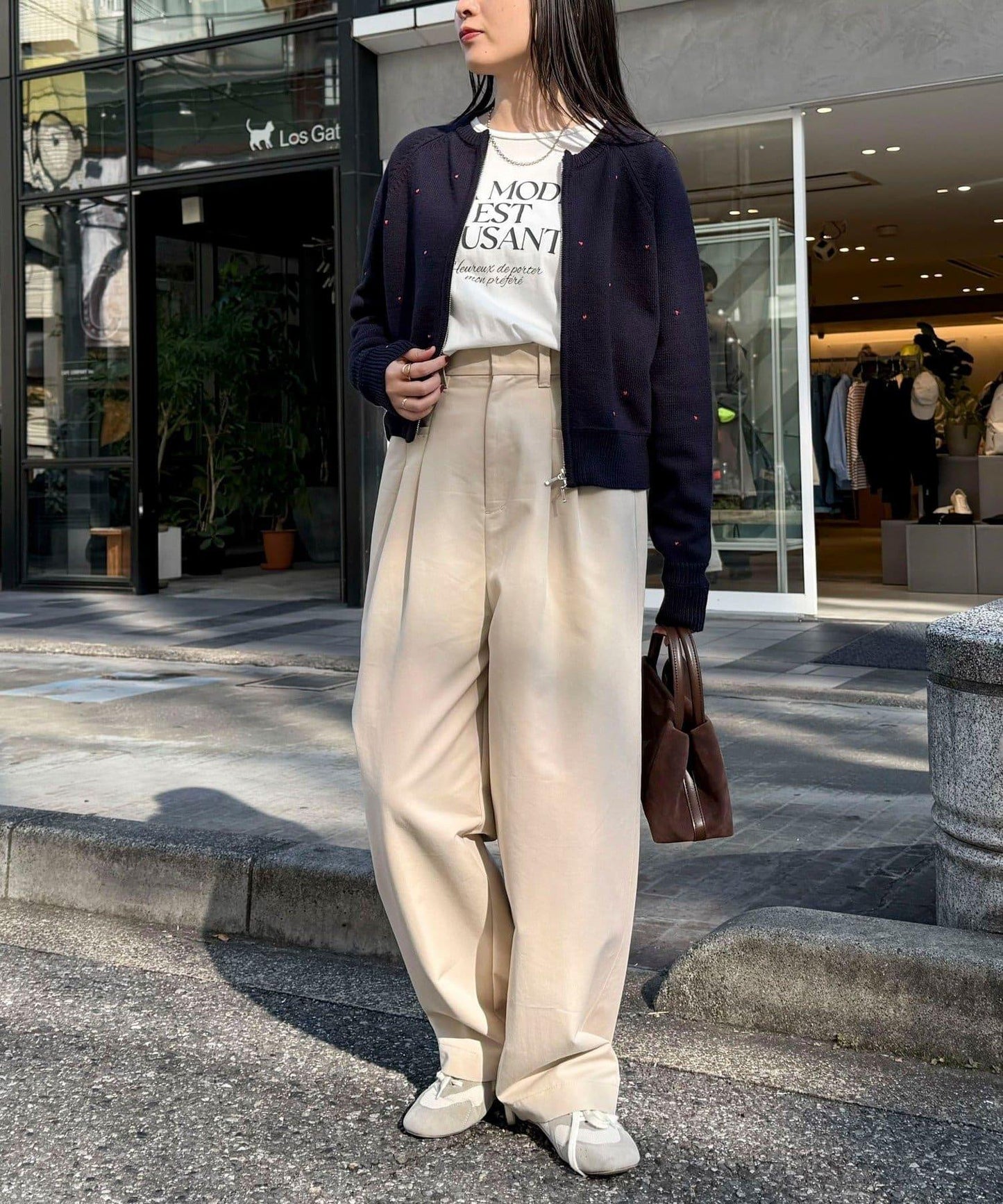 手工刺繡愛心拉鍊開衫