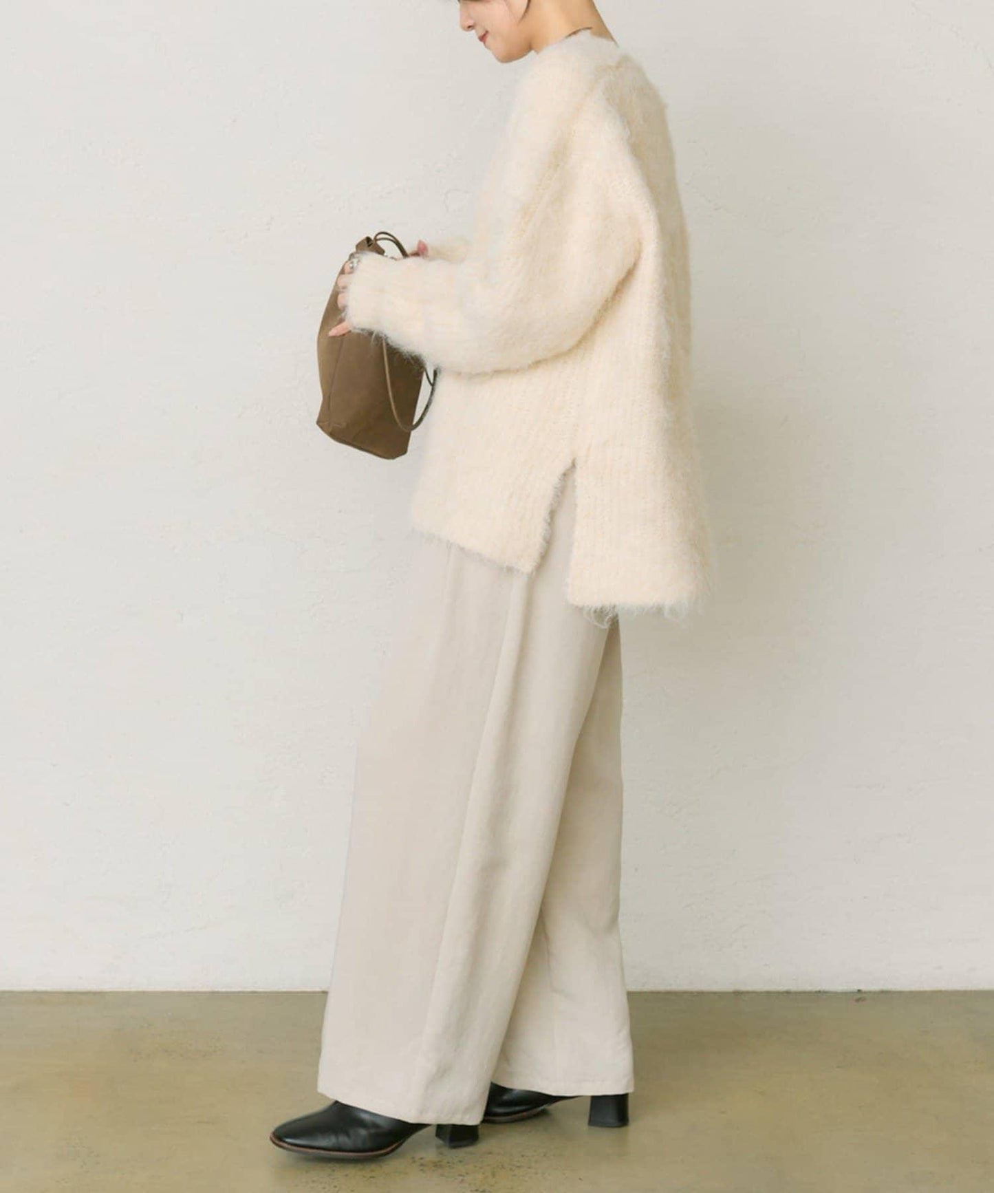 磨毛V領針織套頭衫