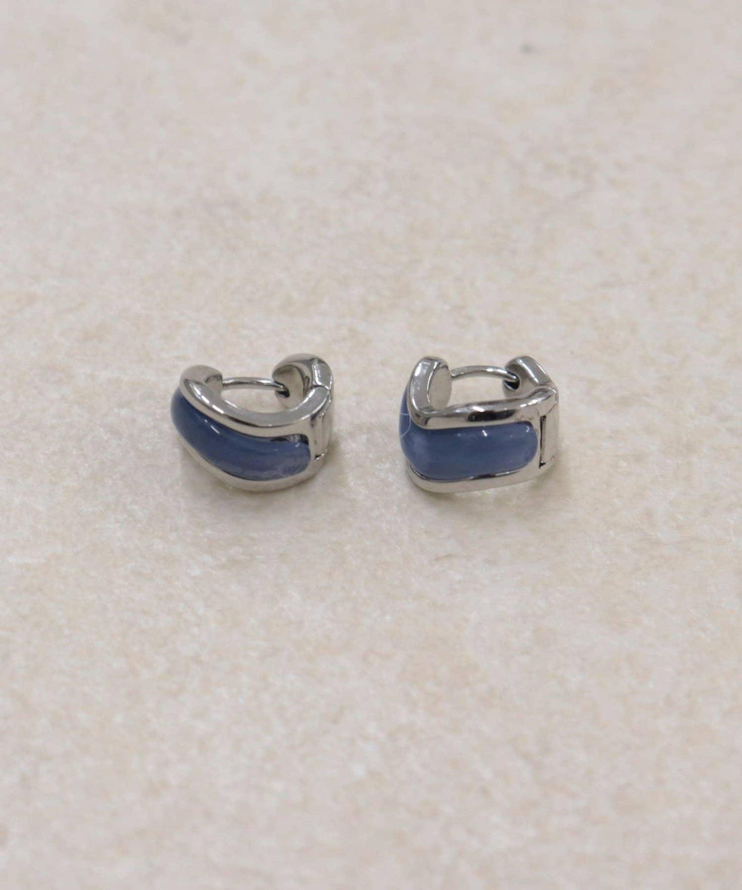 彩色寶石一觸式耳環