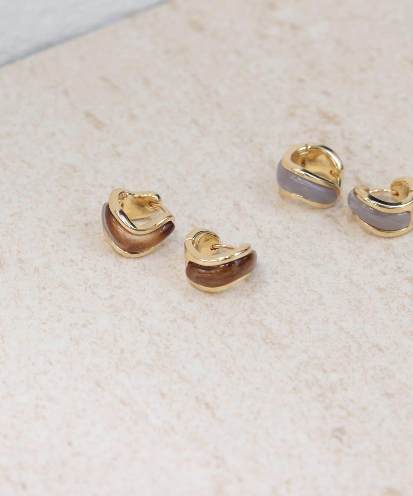 彩色寶石一觸式耳環