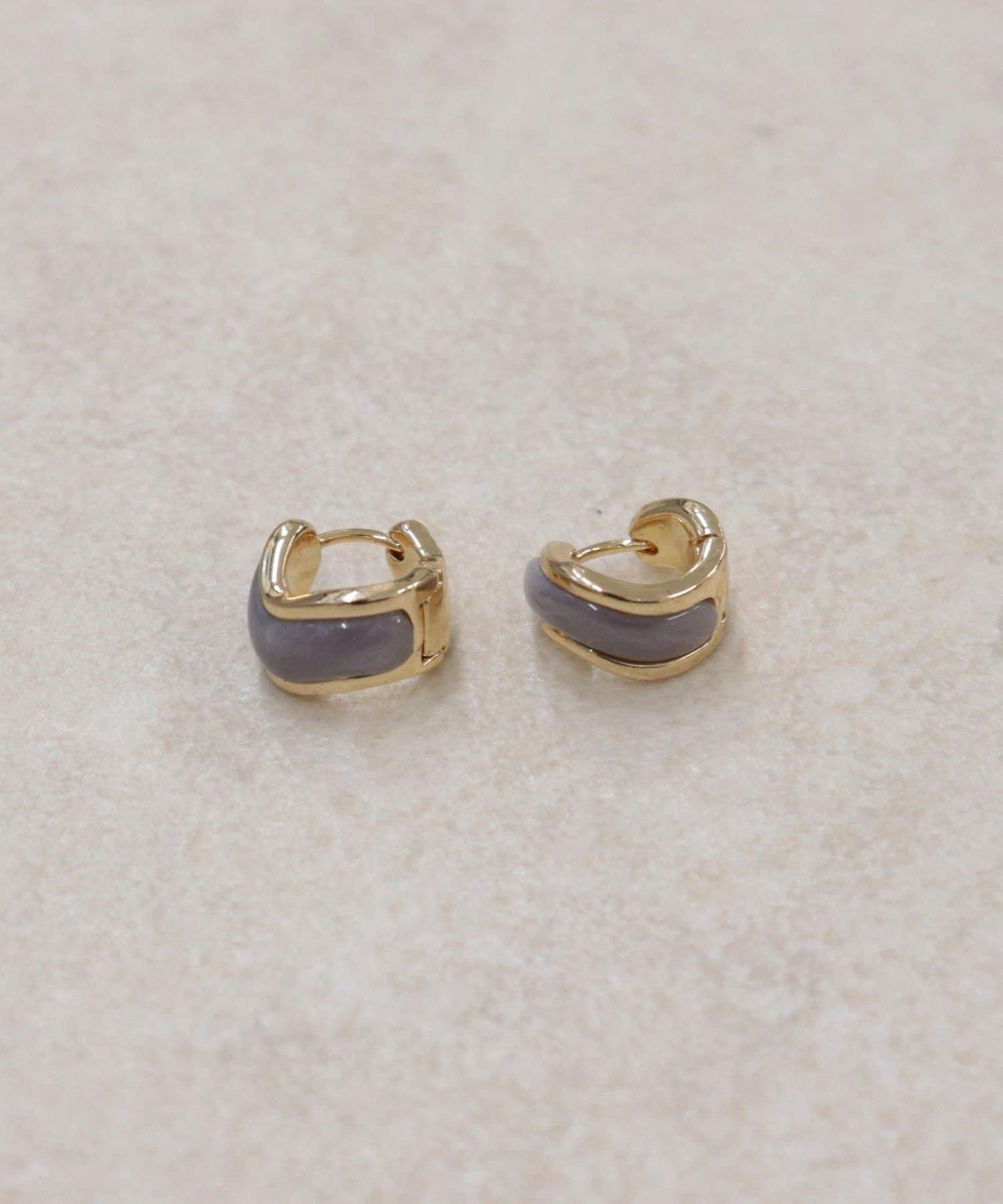 彩色寶石一觸式耳環