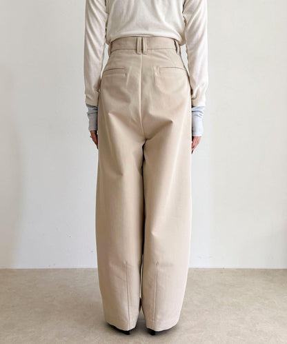 設計款口袋休閒長褲