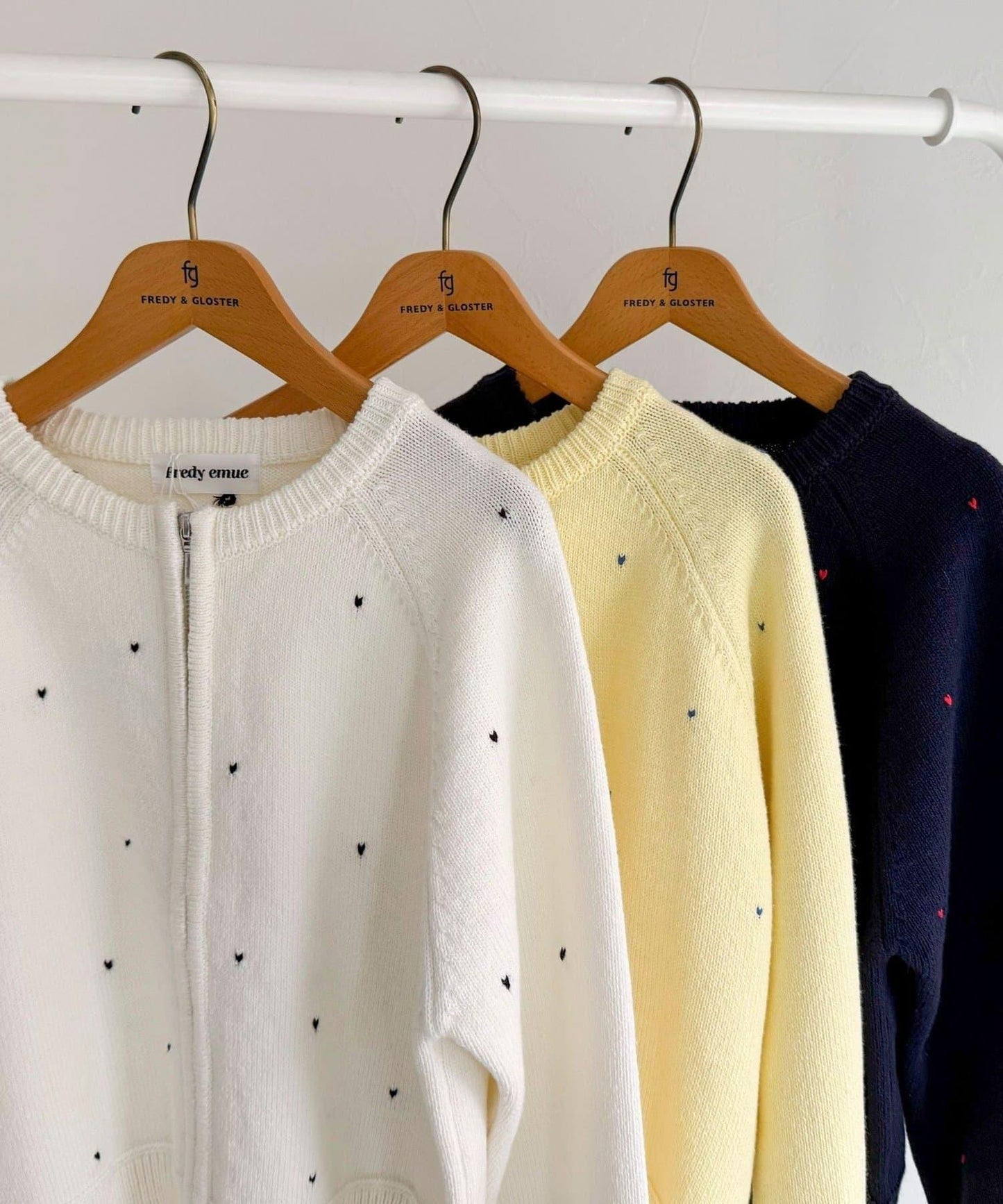 手工刺繡愛心拉鍊開衫