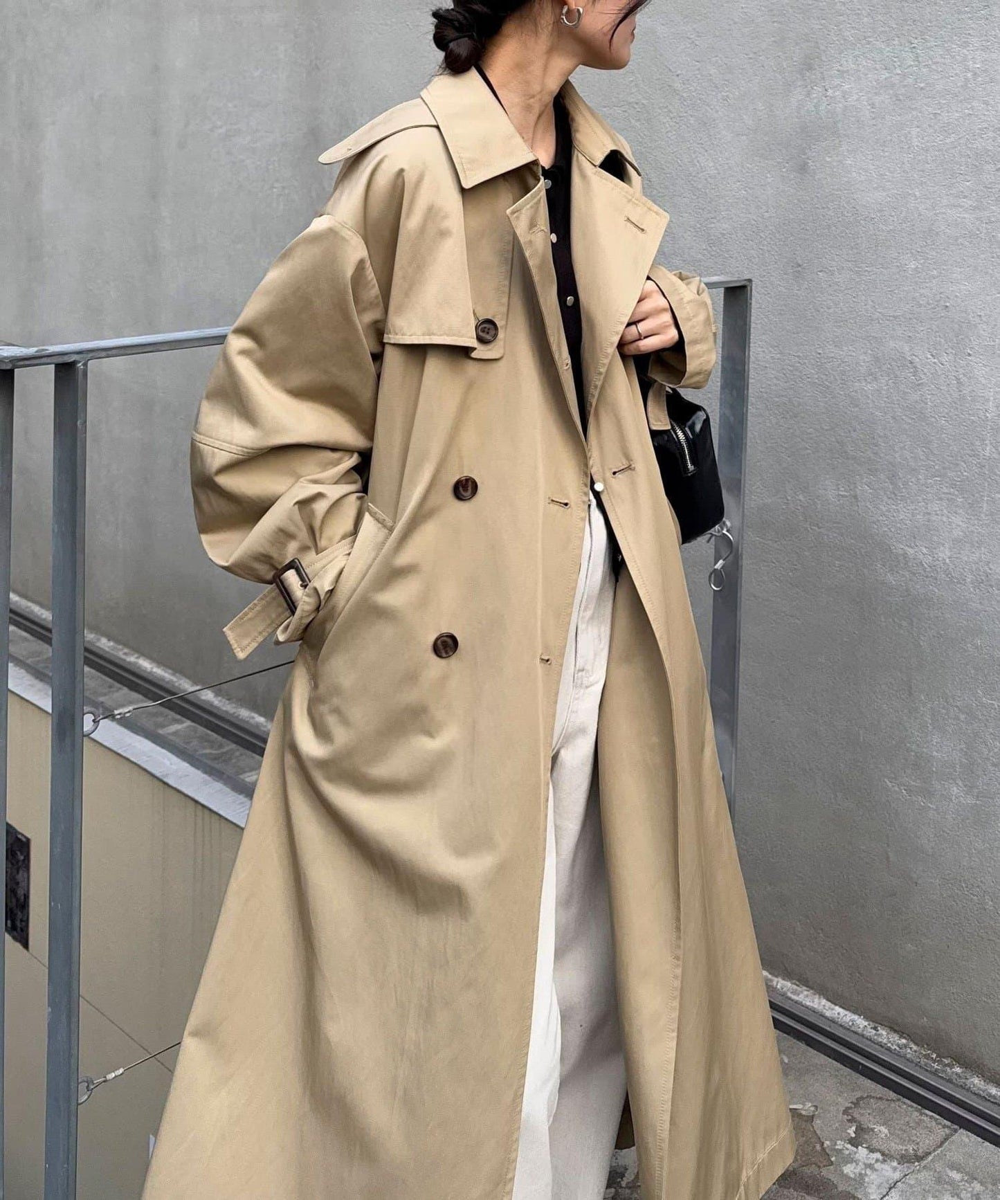 【每次即售罄的人氣單品】袖子蓬鬆設計風衣