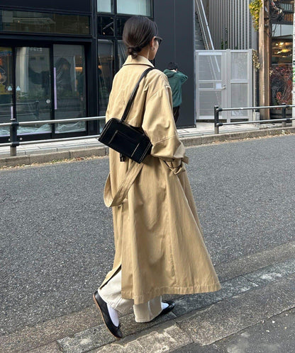 【每次即售罄的人氣單品】袖子蓬鬆設計風衣