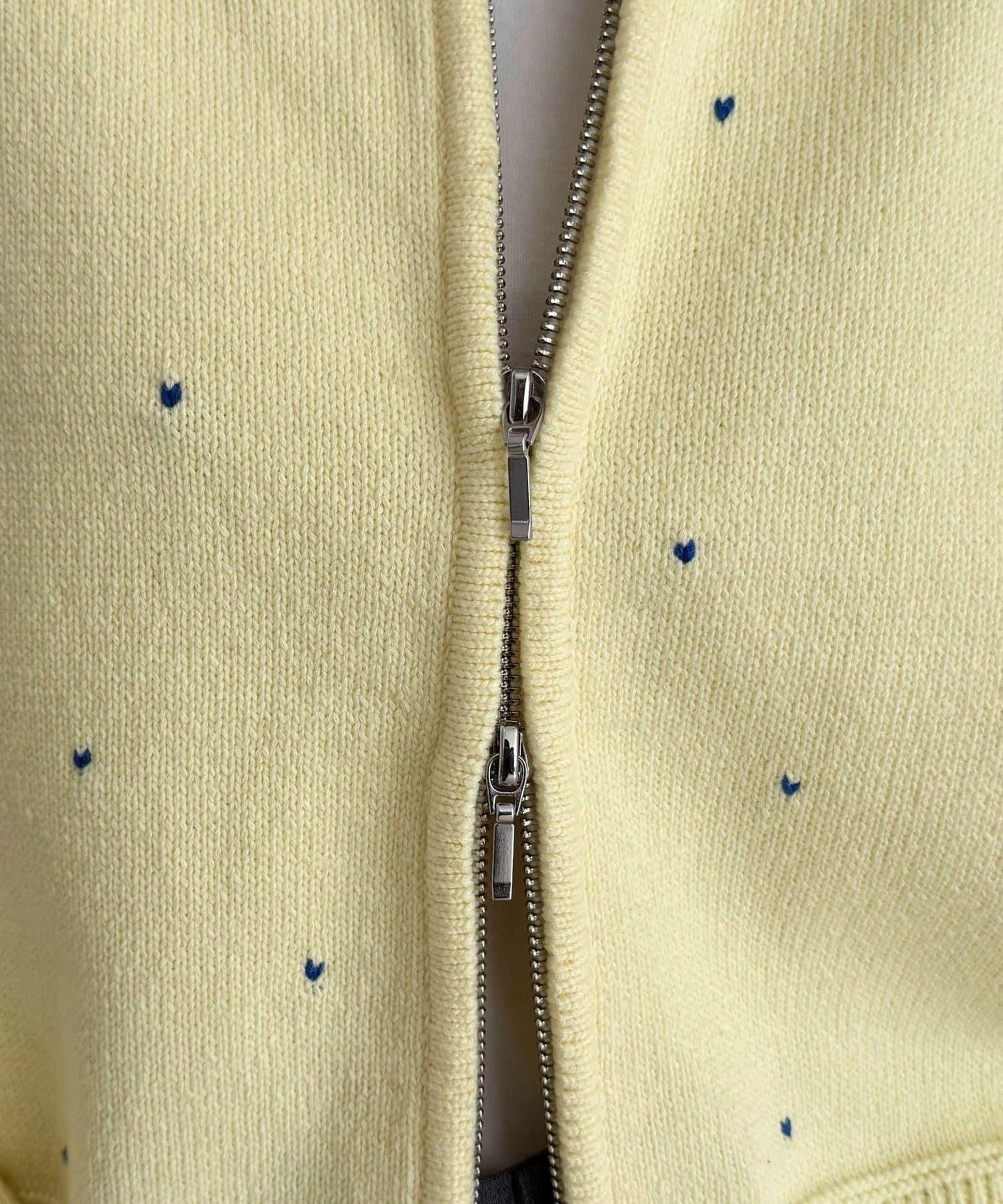 手工刺繡愛心拉鍊開衫