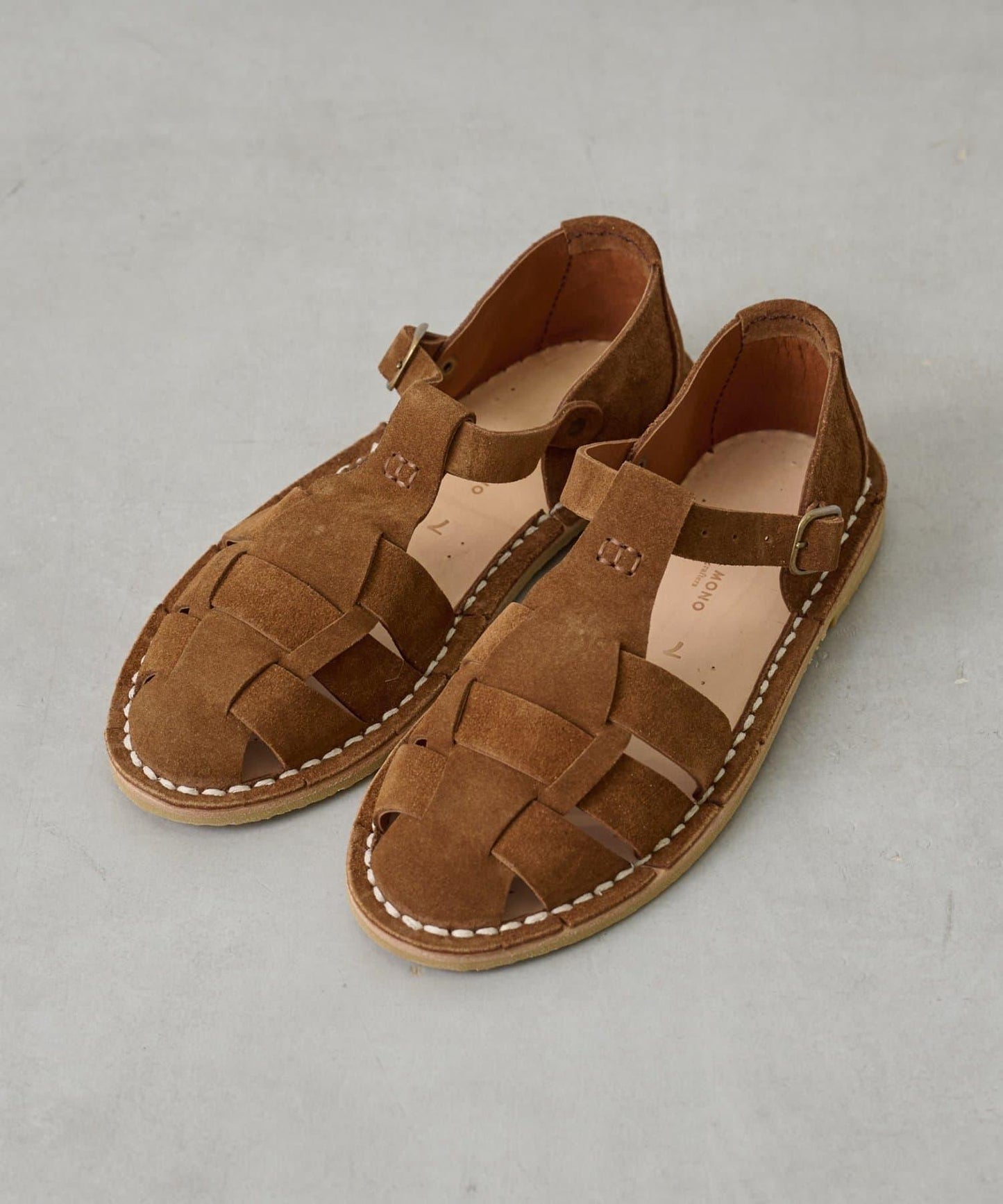 《STEVE MONO》麂皮涼鞋