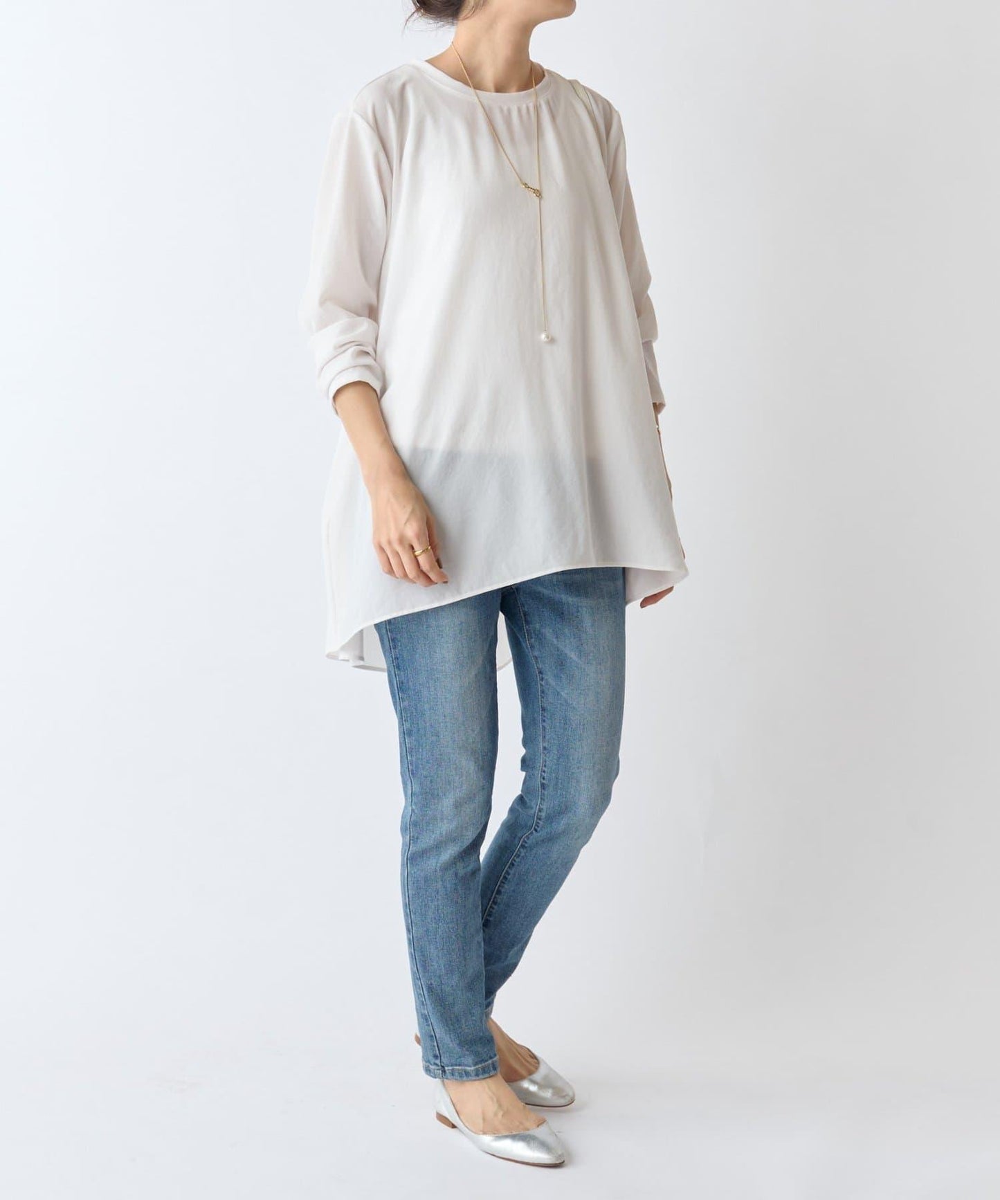 後背垂墜T恤襯衫