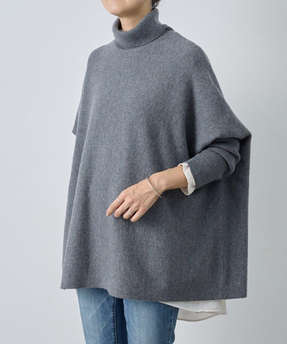 後背垂墜T恤襯衫