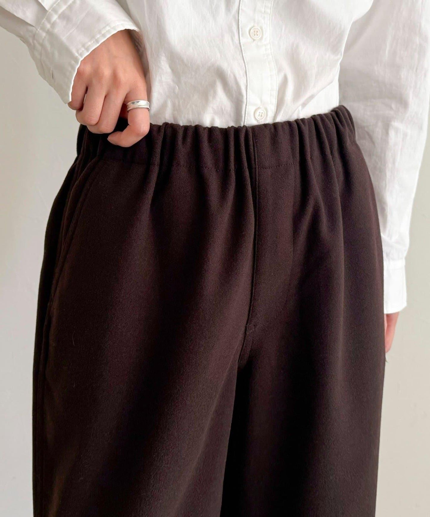 【GEVACO/ゲバコ】羊毛感休閒褲