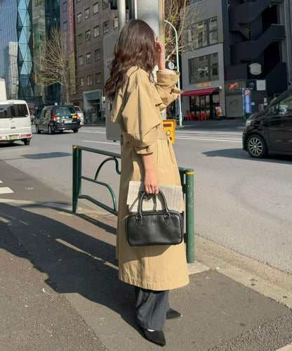 【每次即售罄的人氣單品】袖子蓬鬆設計風衣