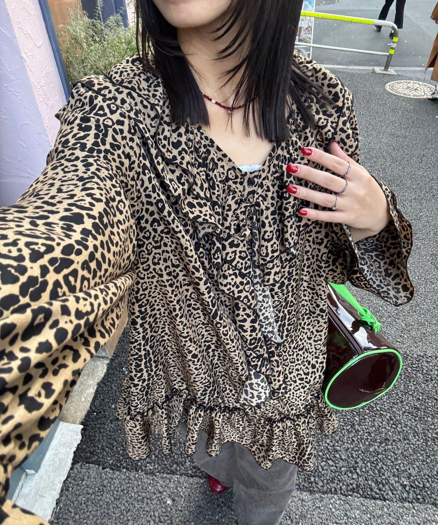 帶荷葉邊可拆卸領套裝長款襯衫