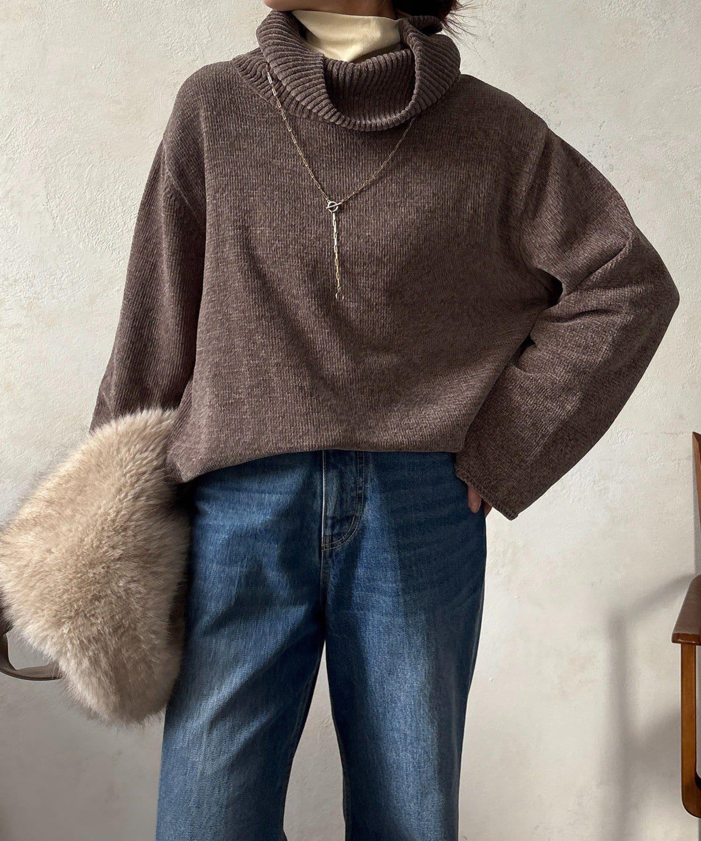 燈芯絨高領套頭衫