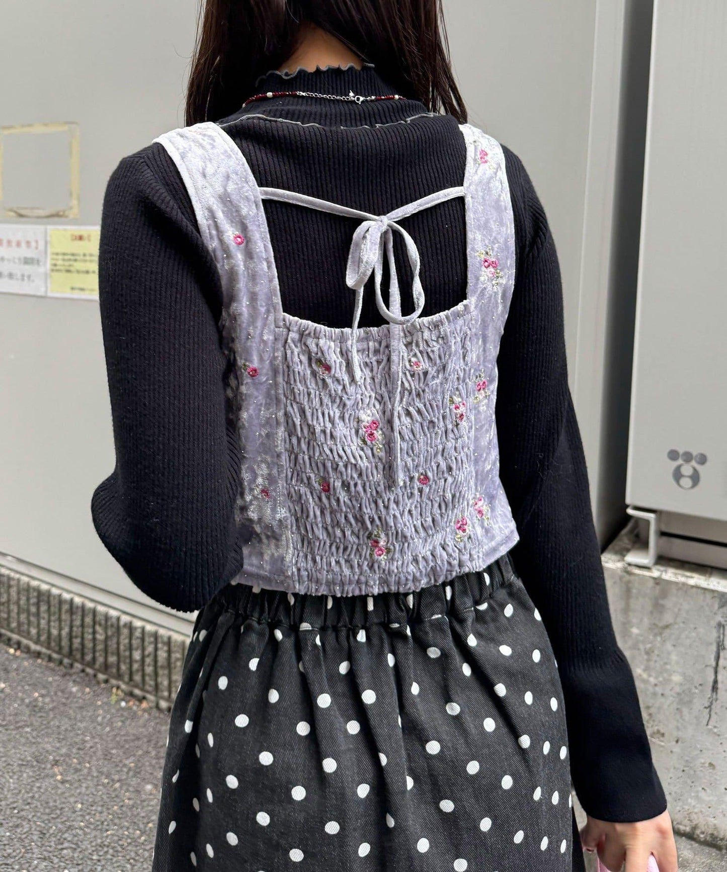 水鑽花卉刺繡吊帶背心