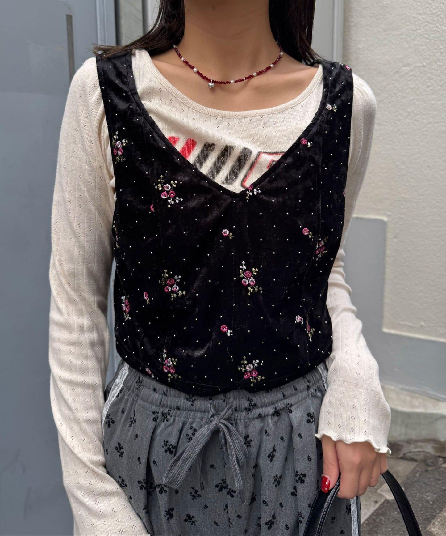 水鑽花卉刺繡吊帶背心