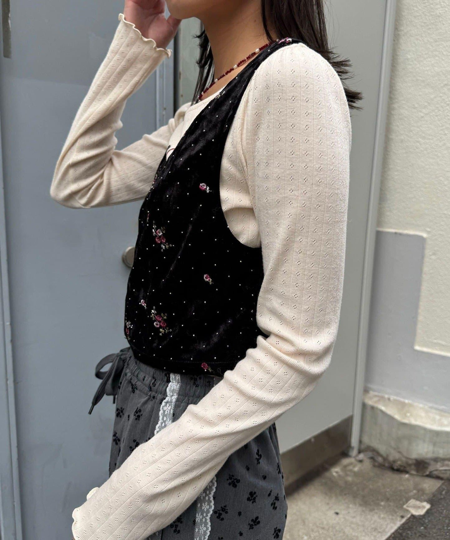 水鑽花卉刺繡吊帶背心