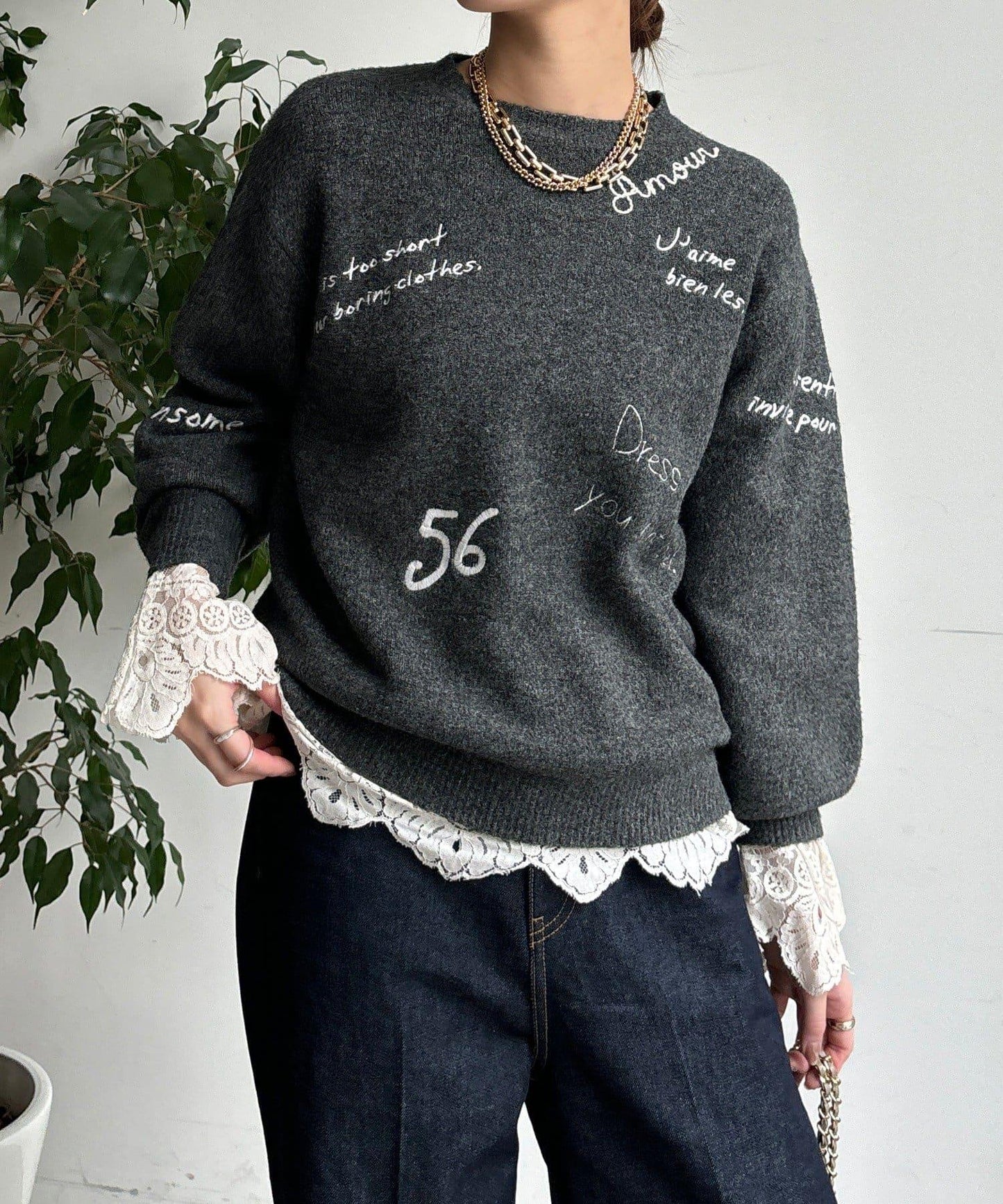 字母刺繡套頭衫