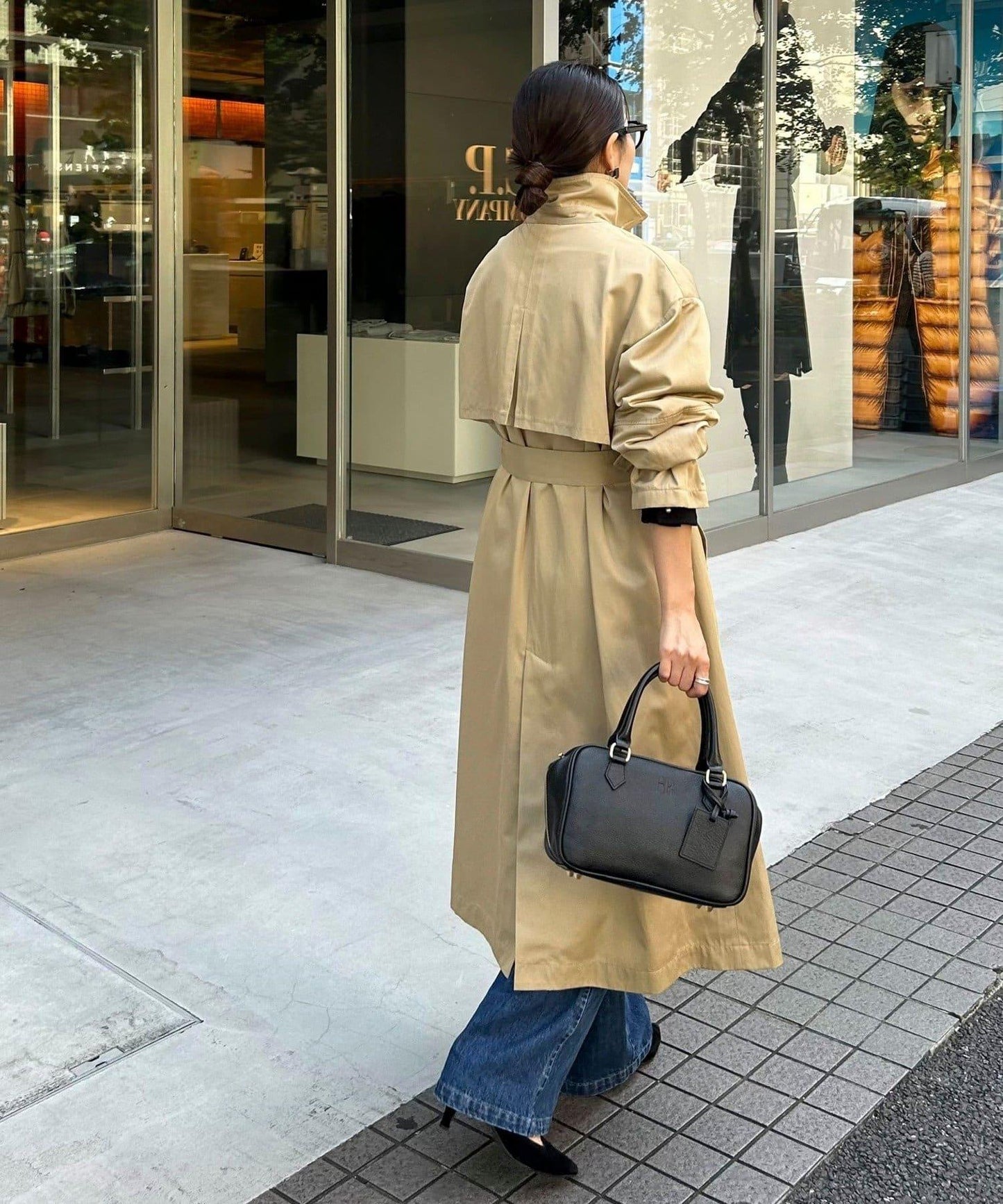 【每次即售罄的人氣單品】袖子蓬鬆設計風衣