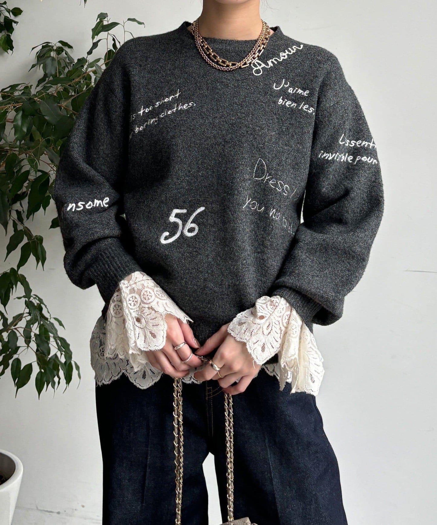 字母刺繡套頭衫