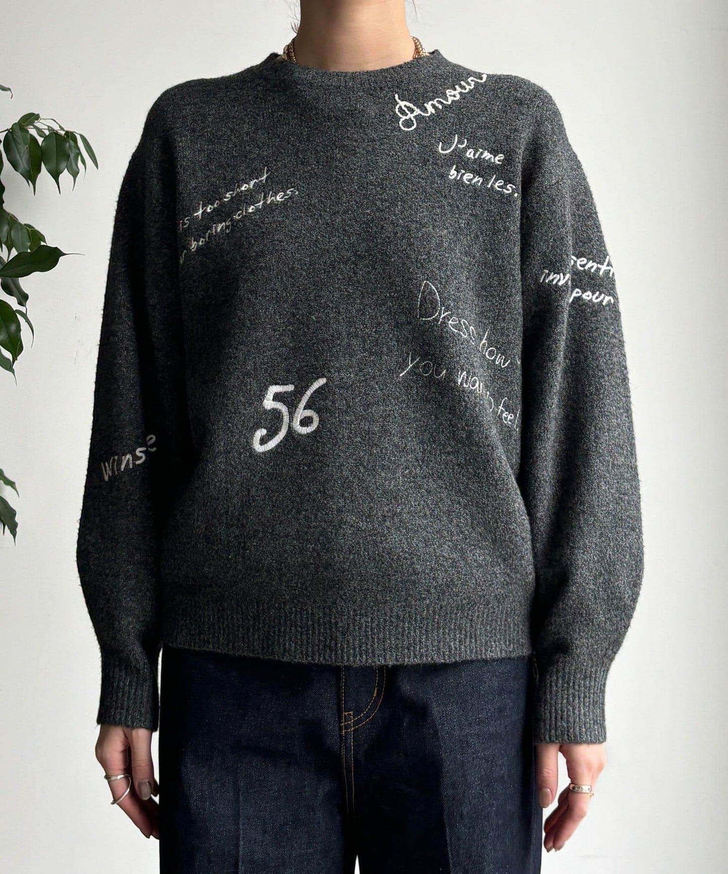 字母刺繡套頭衫