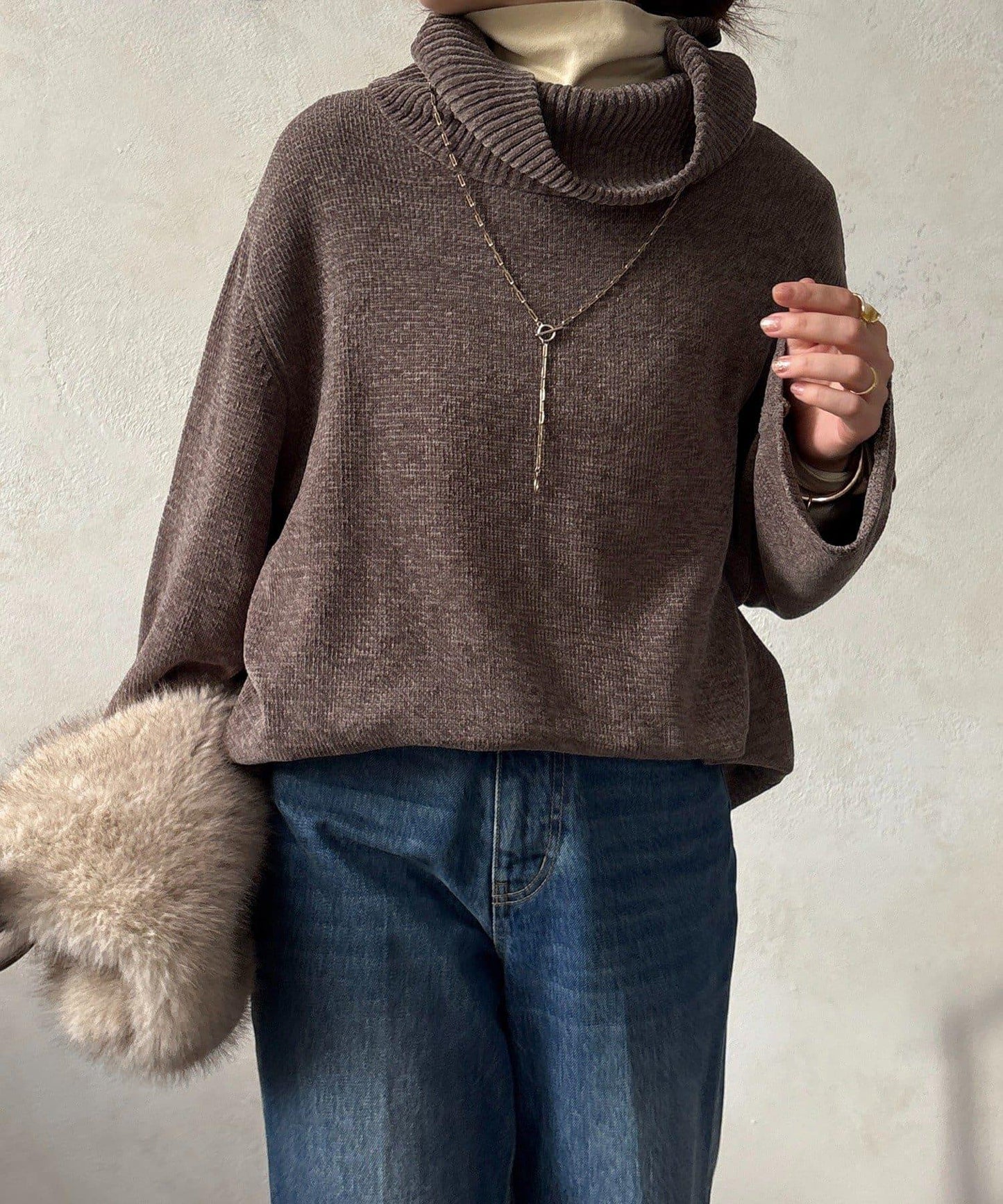 燈芯絨高領套頭衫