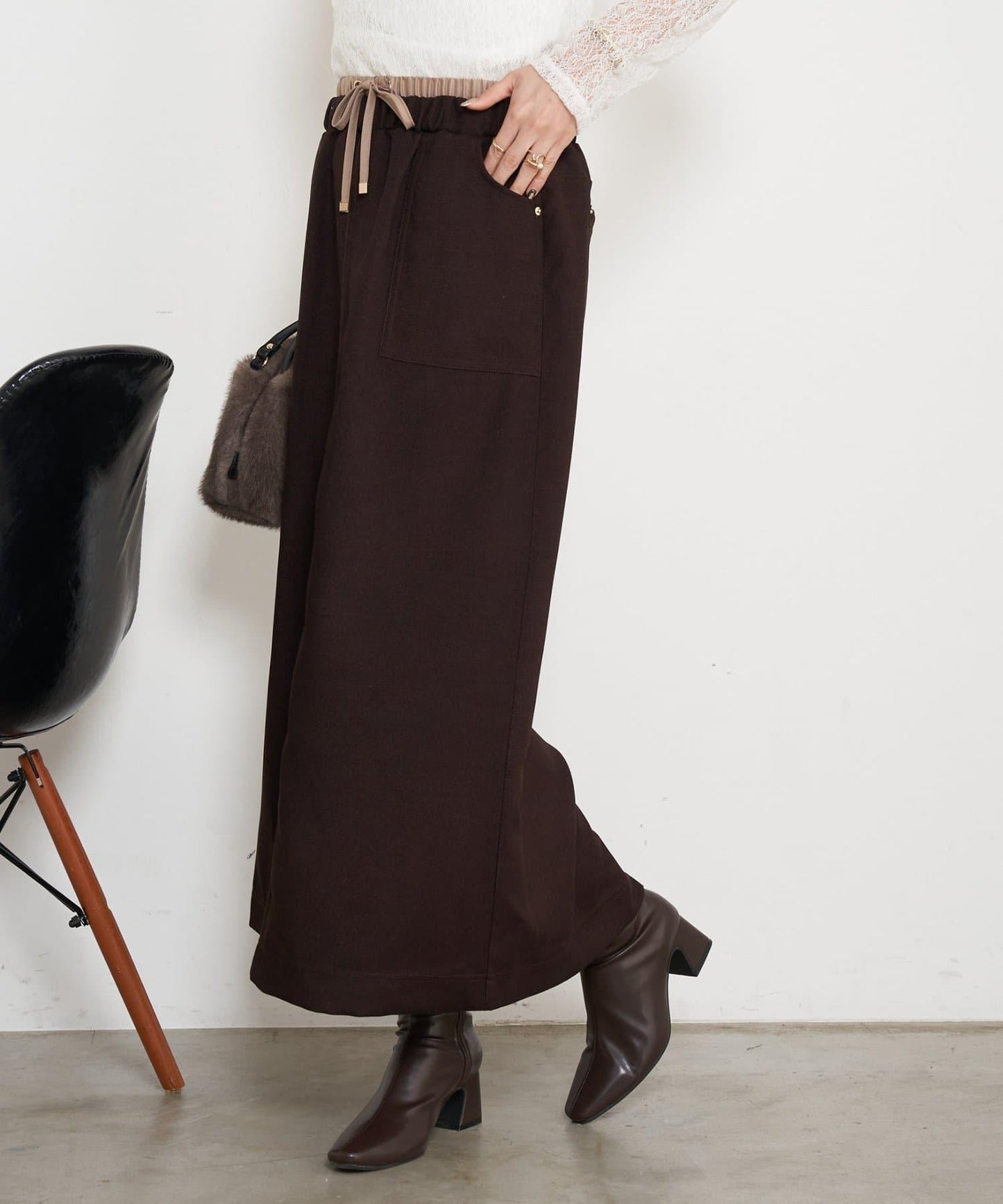 腰部拼色微絨半身裙