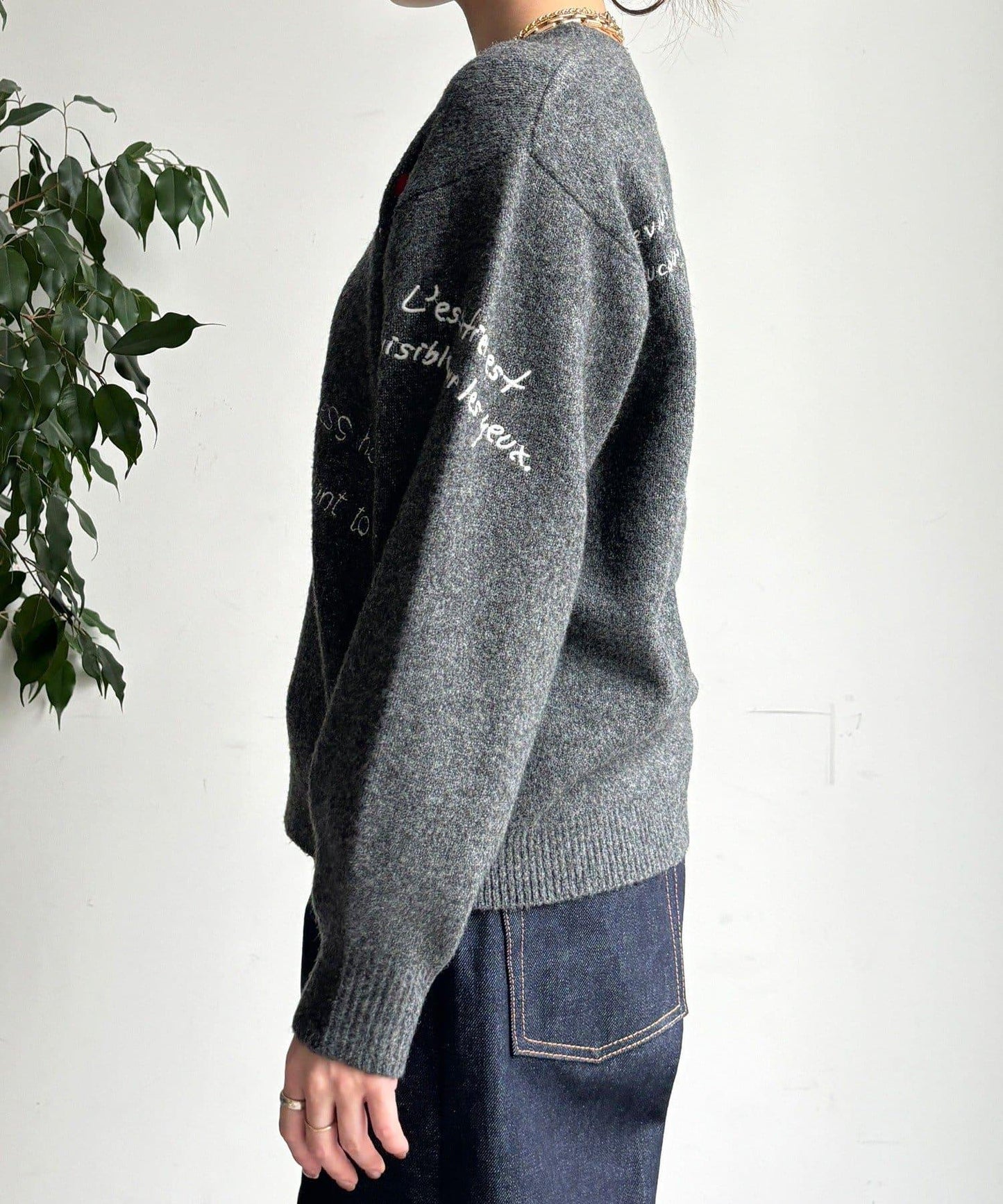 字母刺繡套頭衫