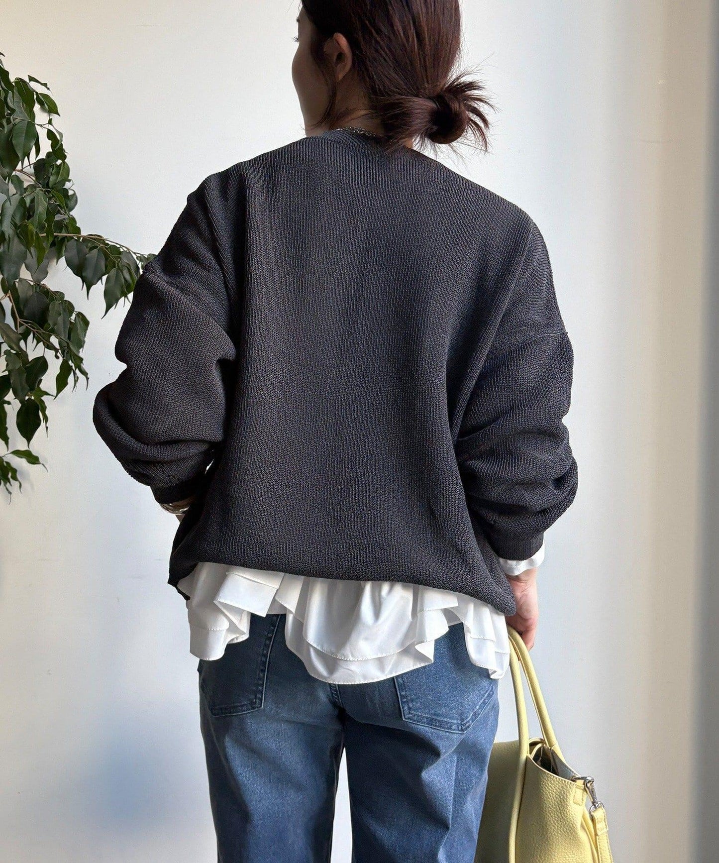 下襬異材質拼接荷葉邊T恤