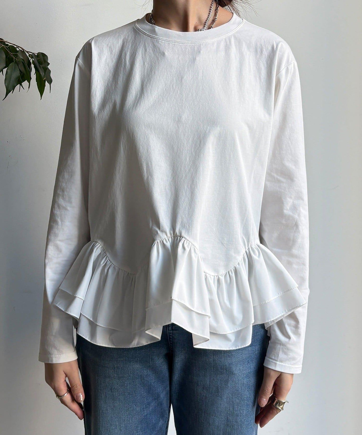 下襬異材質拼接荷葉邊T恤