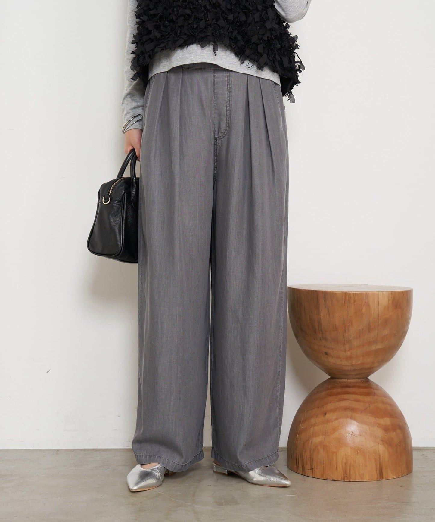 天絲褶皺寬腿褲