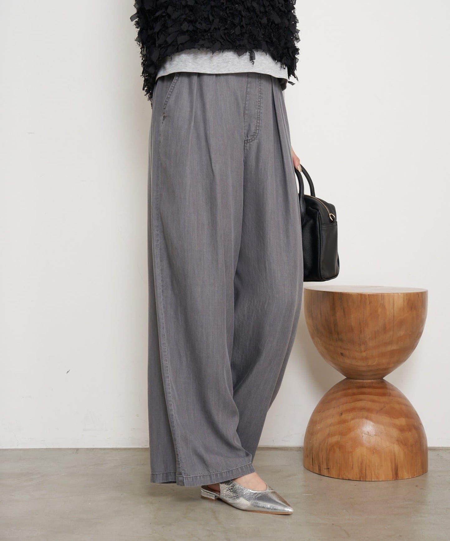 天絲褶皺寬腿褲