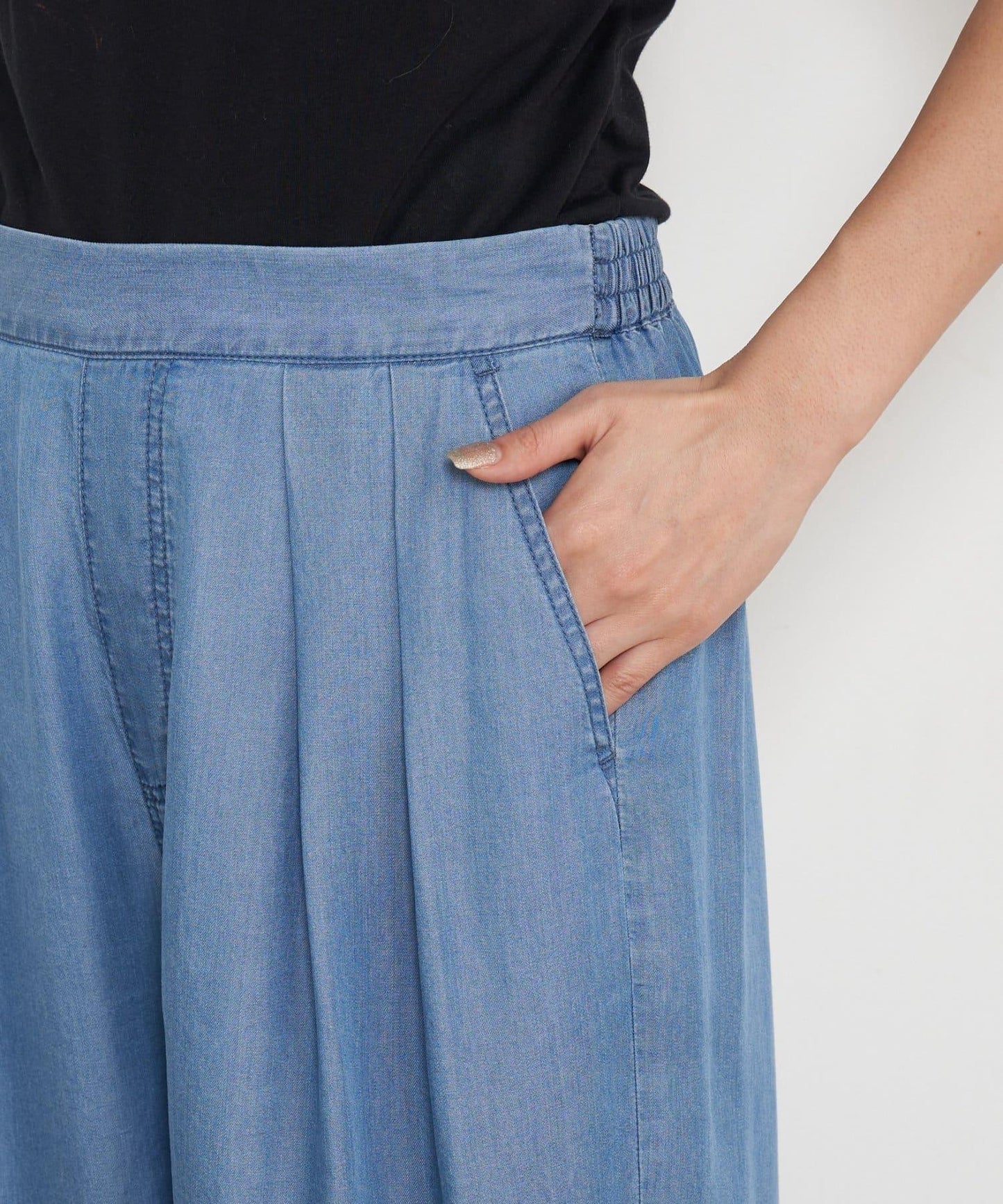 天絲褶皺寬腿褲