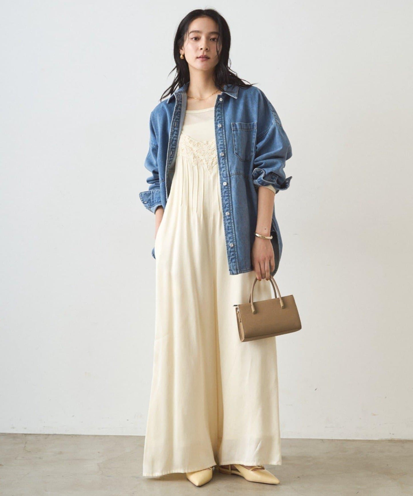 蕾絲緞面吊帶連體褲