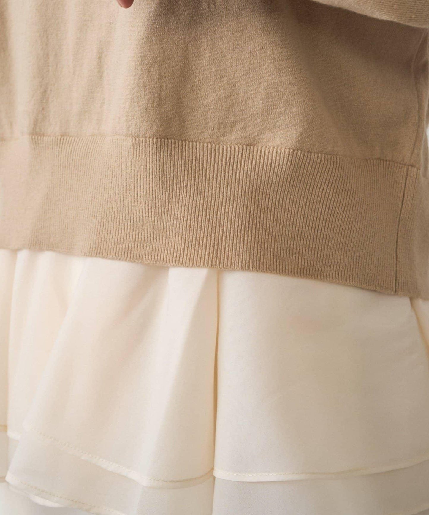 荷葉邊針織開衫