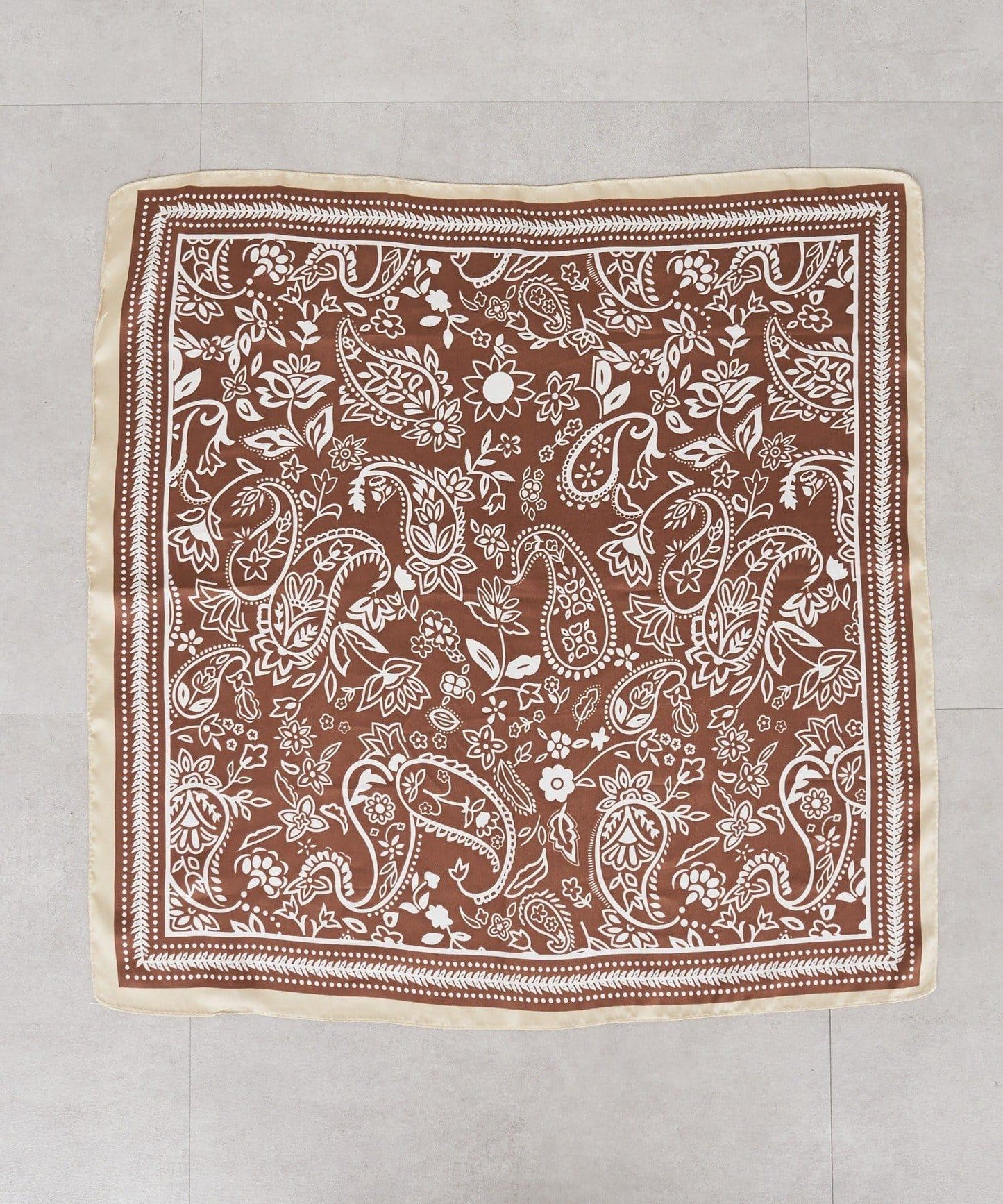 佩斯利花紋圍巾