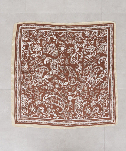 佩斯利花紋圍巾