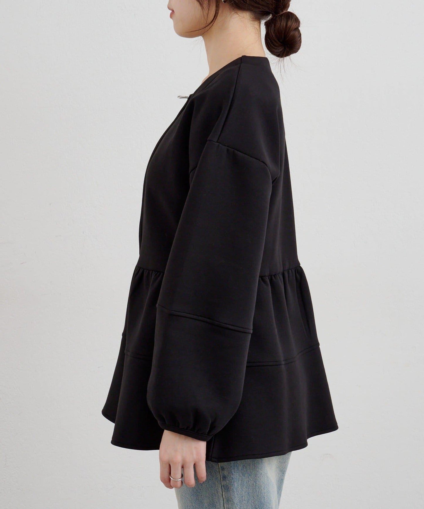 【26SS】針織荷葉邊上衣