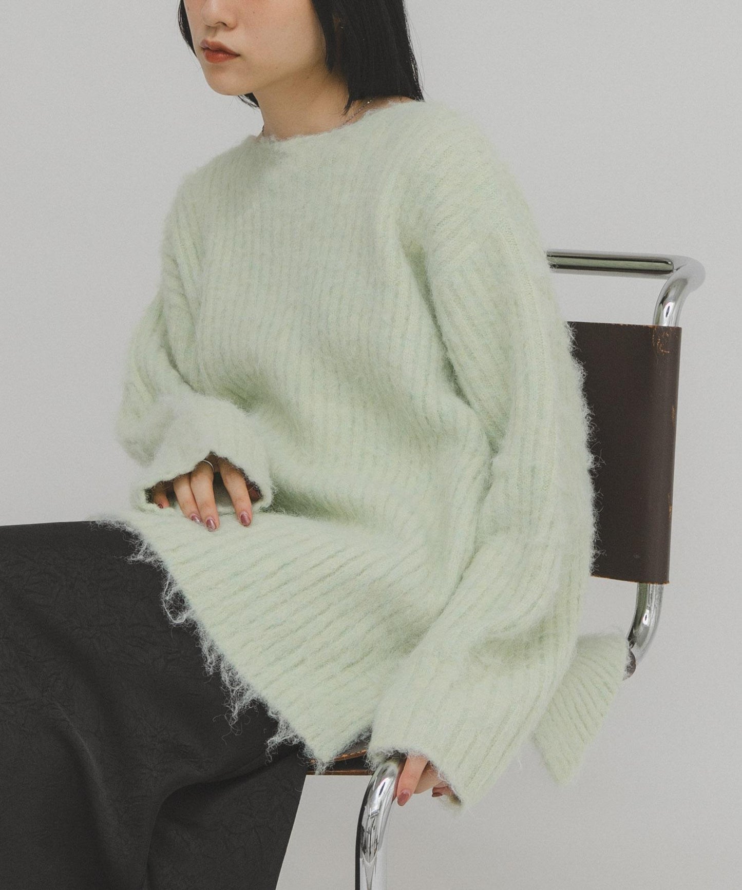 鏤空羅紋針織衫