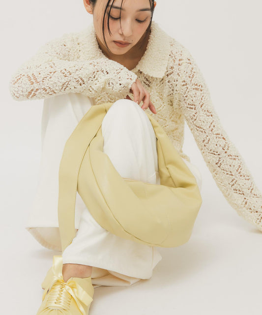 軟質休閒圓形單肩包