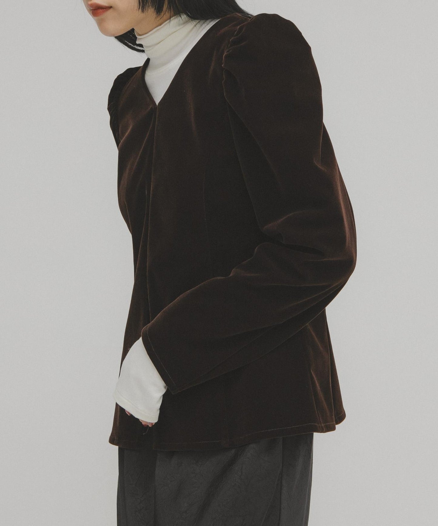 泡泡袖天鵝絨襯衫