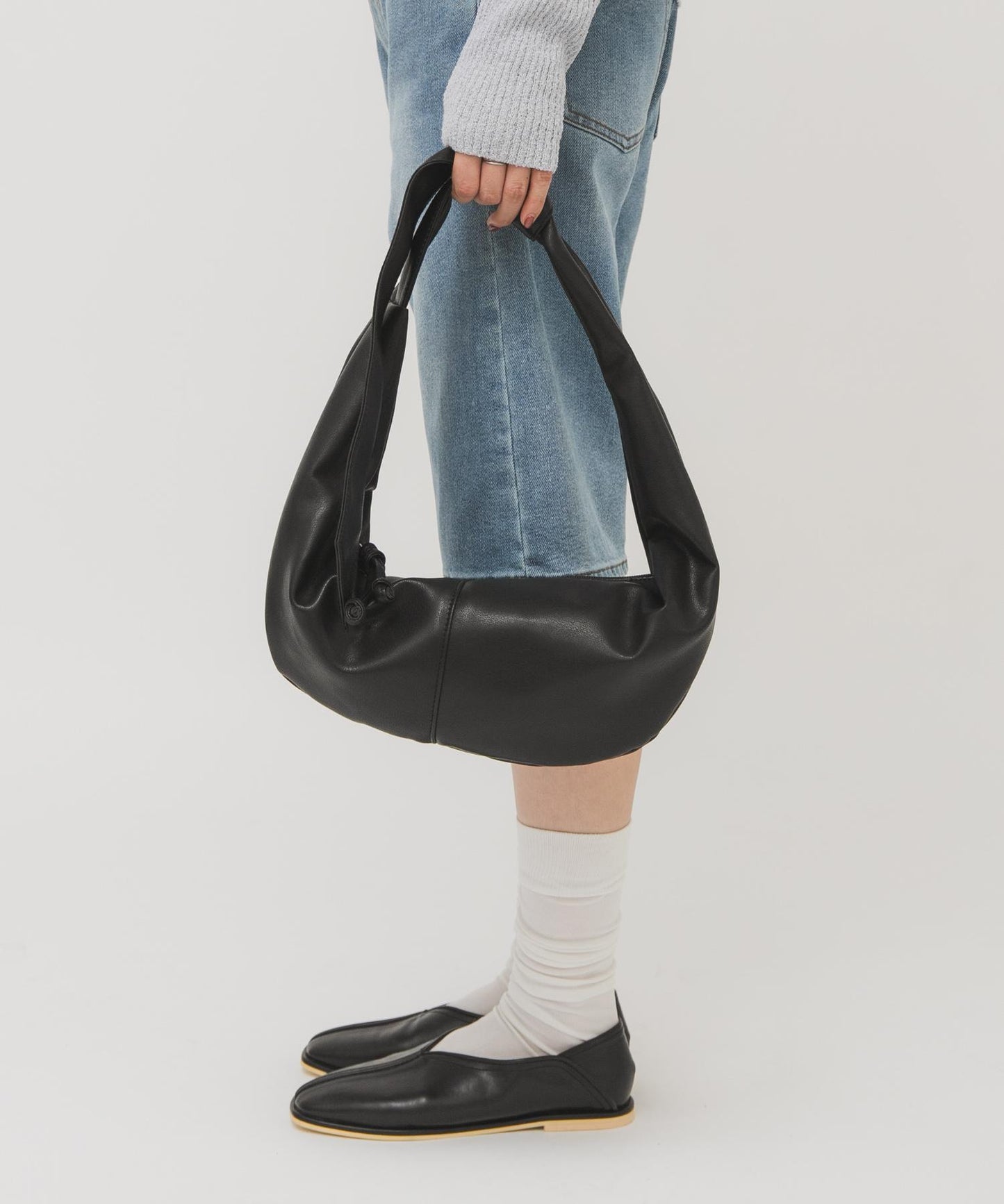 軟質休閒圓形單肩包