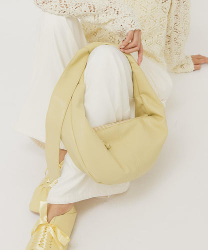 軟質休閒圓形單肩包