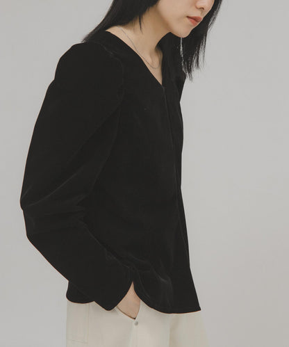 泡泡袖天鵝絨襯衫