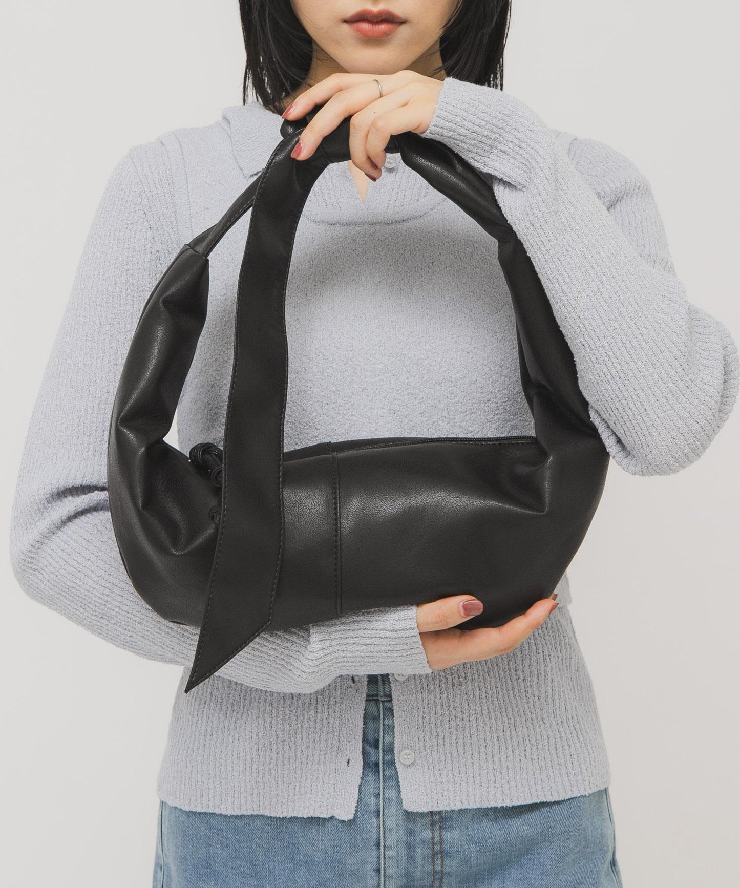 軟質休閒圓形單肩包