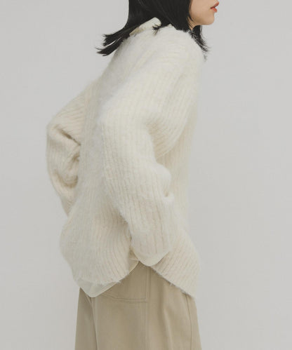 鏤空羅紋針織衫